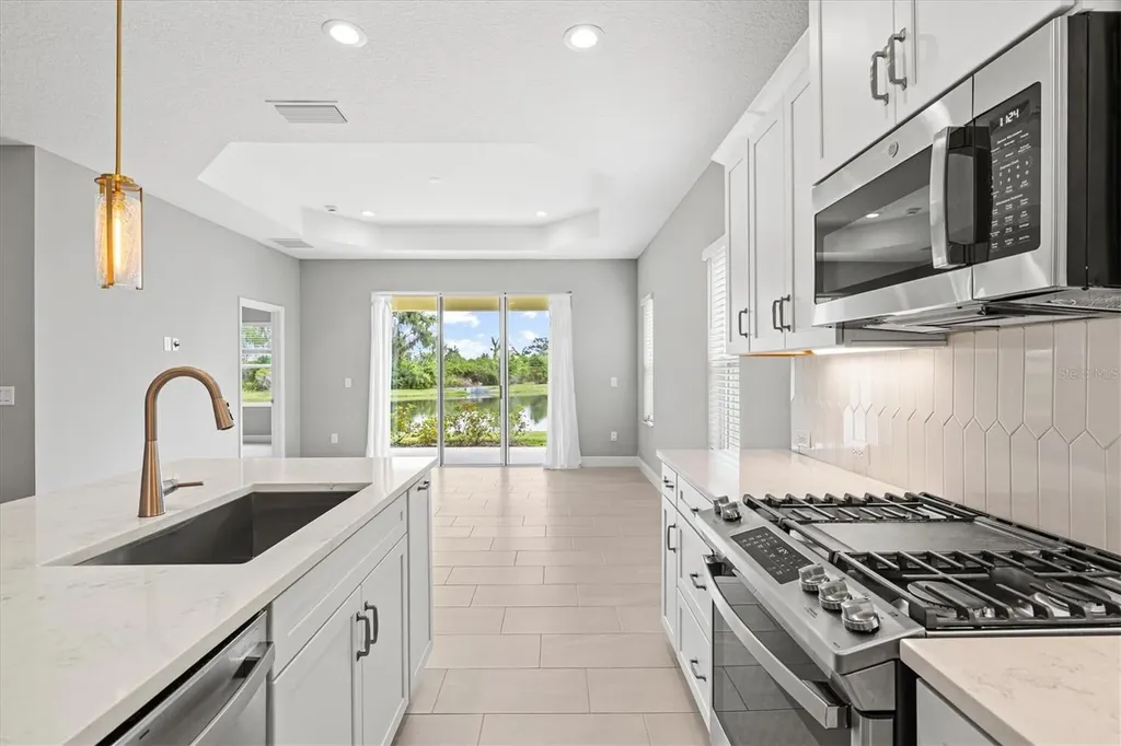 3714 Woodmont Drive Parrish FL 34219
