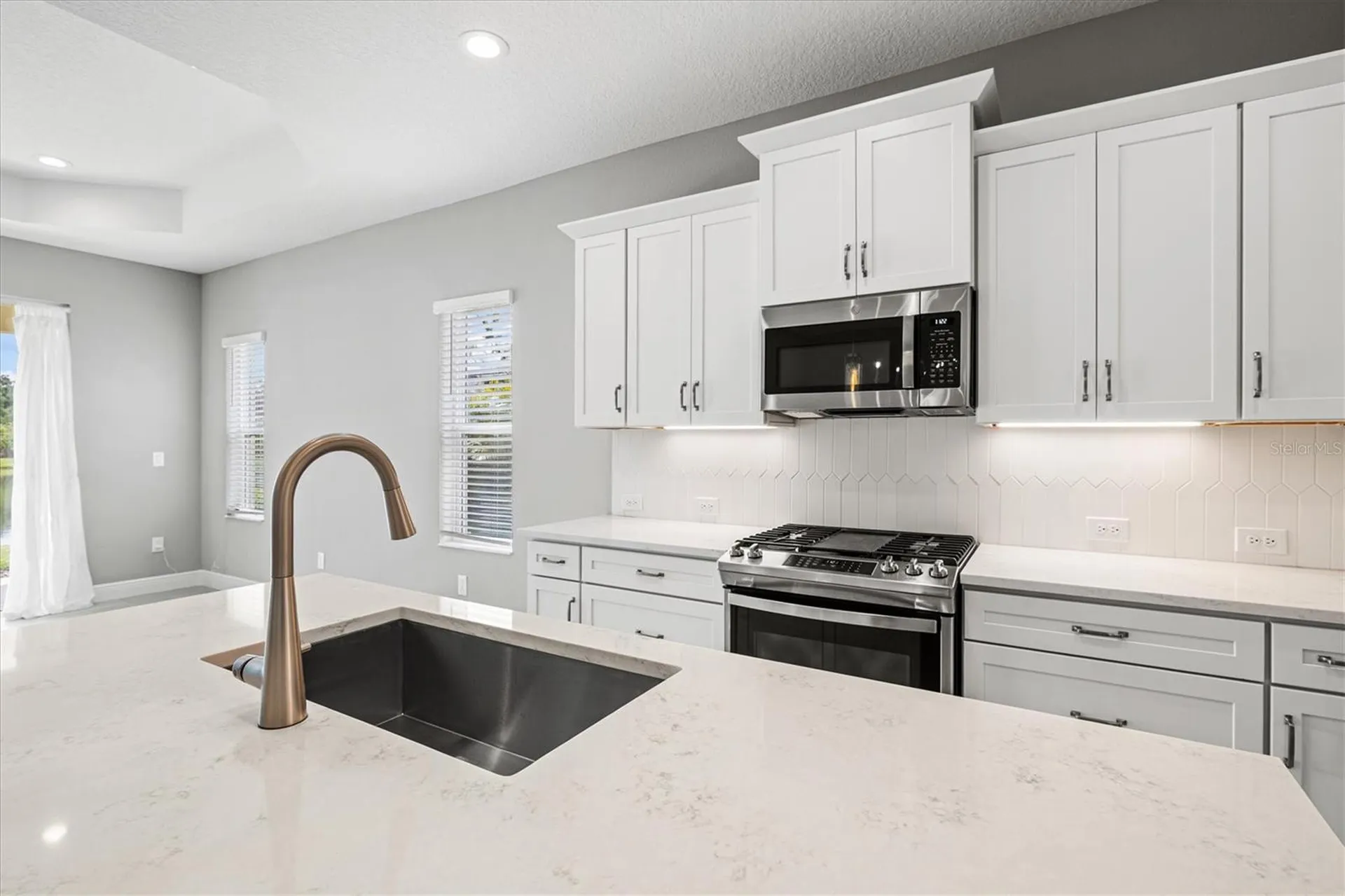 3714 Woodmont Drive Parrish FL 34219