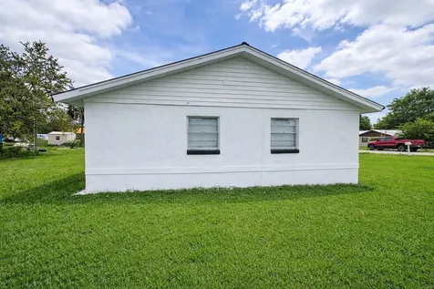 1004 Booker Avenue Sebring FL 33870