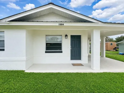 1004 Booker Avenue Sebring FL 33870