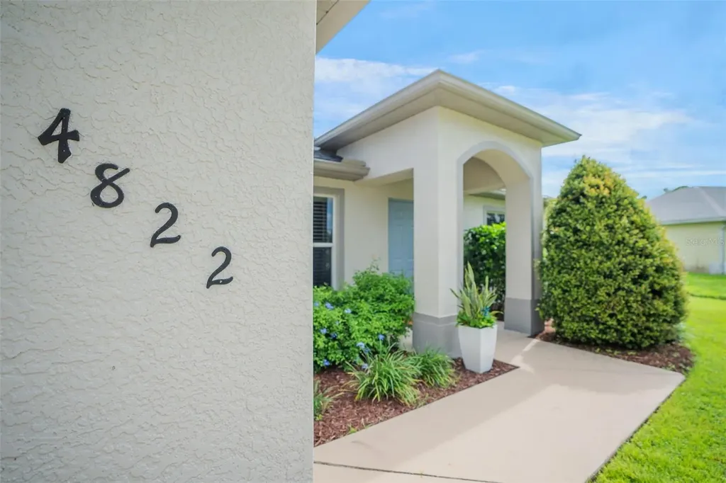 4822 Cromey Road North Port FL 34288