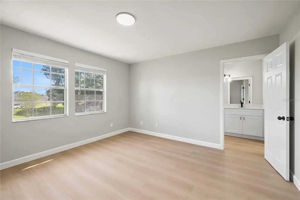 2054 Waterleaf Street Orlando FL 32837