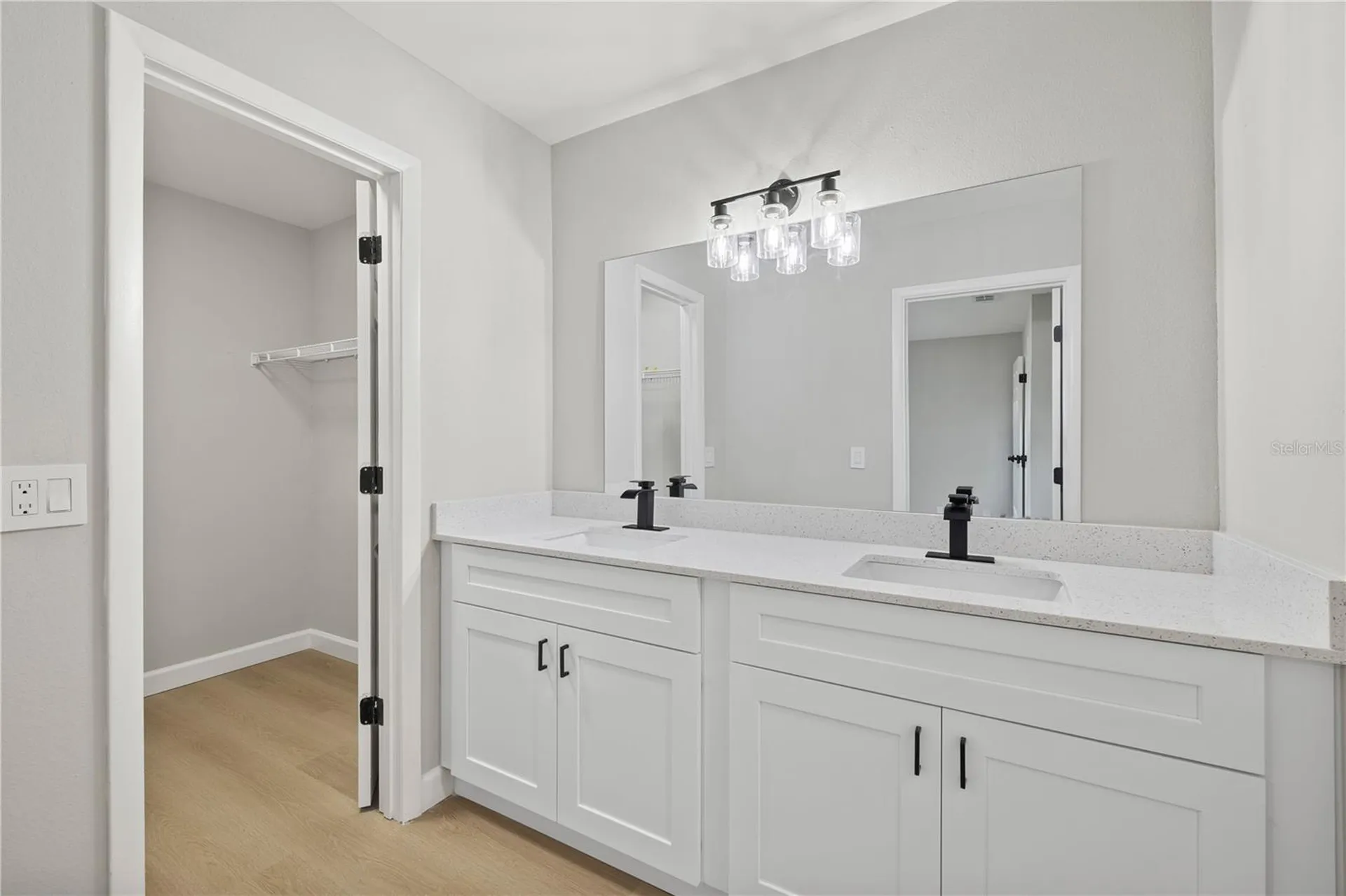 2054 Waterleaf Street Orlando FL 32837