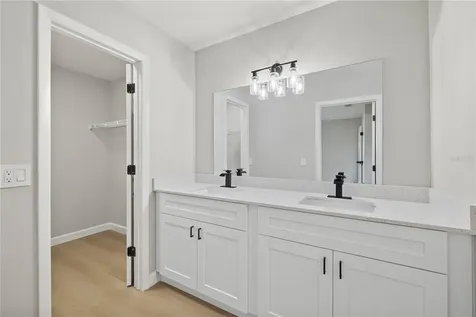 2054 Waterleaf Street Orlando FL 32837