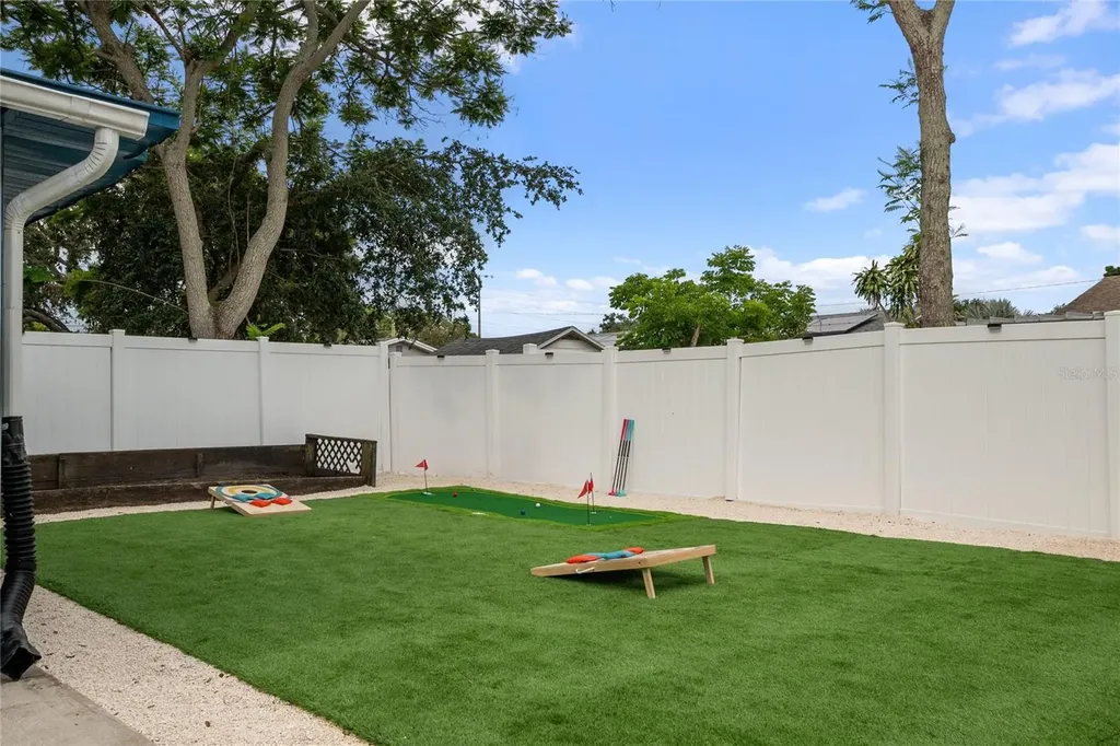 2316 Fulton Way Largo FL 33774