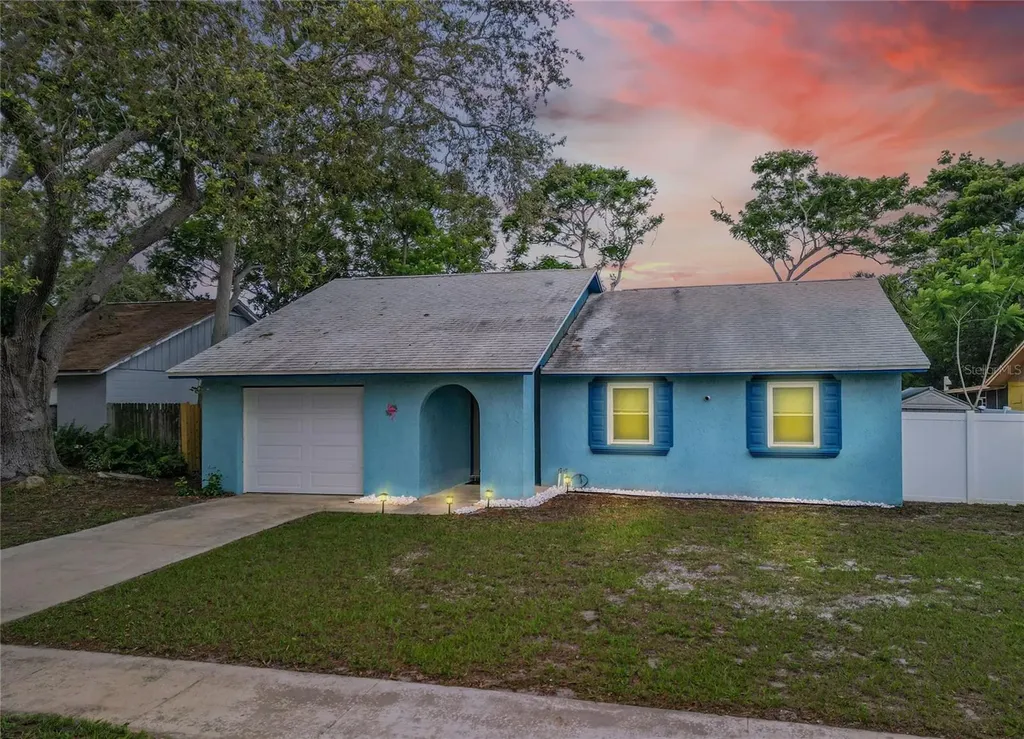 2316 Fulton Way Largo FL 33774