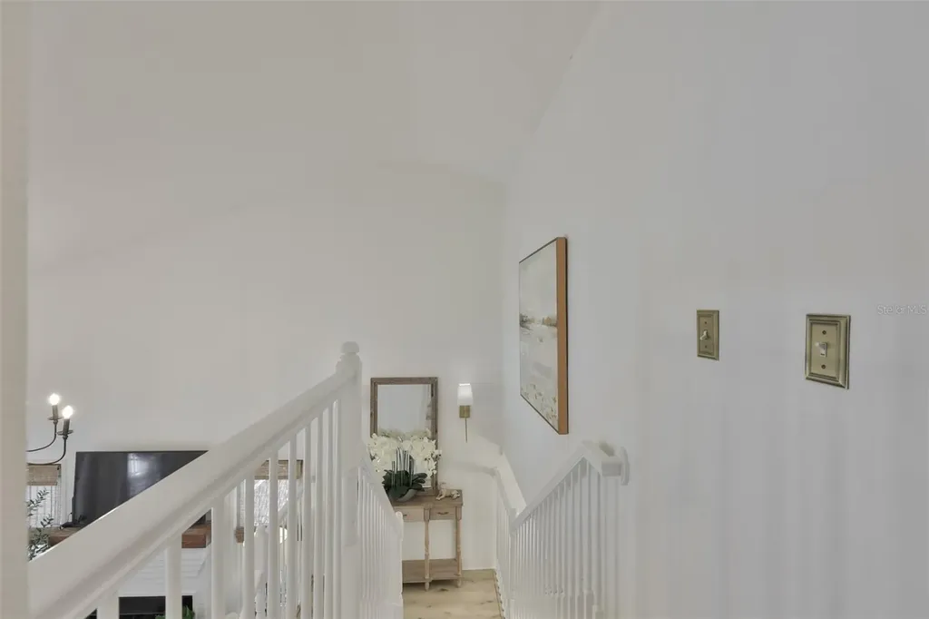 1615 W Watrous Avenue Tampa FL 33606
