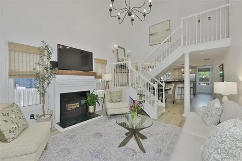 1615 W Watrous Avenue Tampa FL 33606
