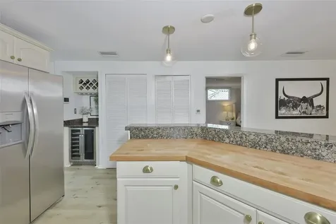 1615 W Watrous Avenue Tampa FL 33606