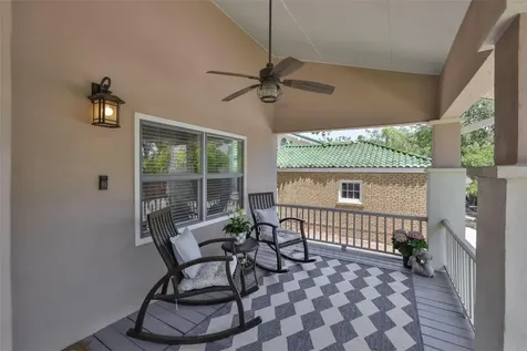1615 W Watrous Avenue Tampa FL 33606