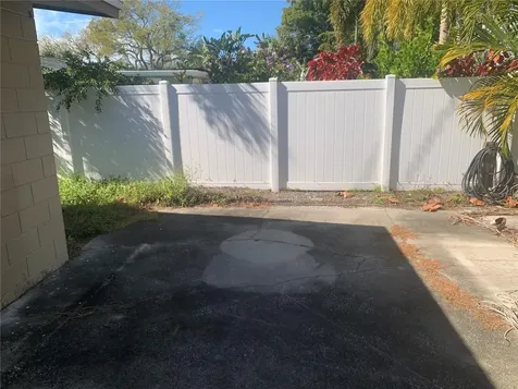 6359 13th Avenue N St Petersburg FL 33710