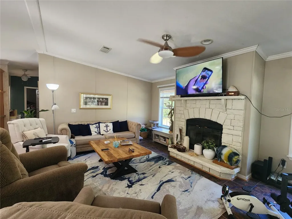 7910 NW 141st Street Trenton FL 32693
