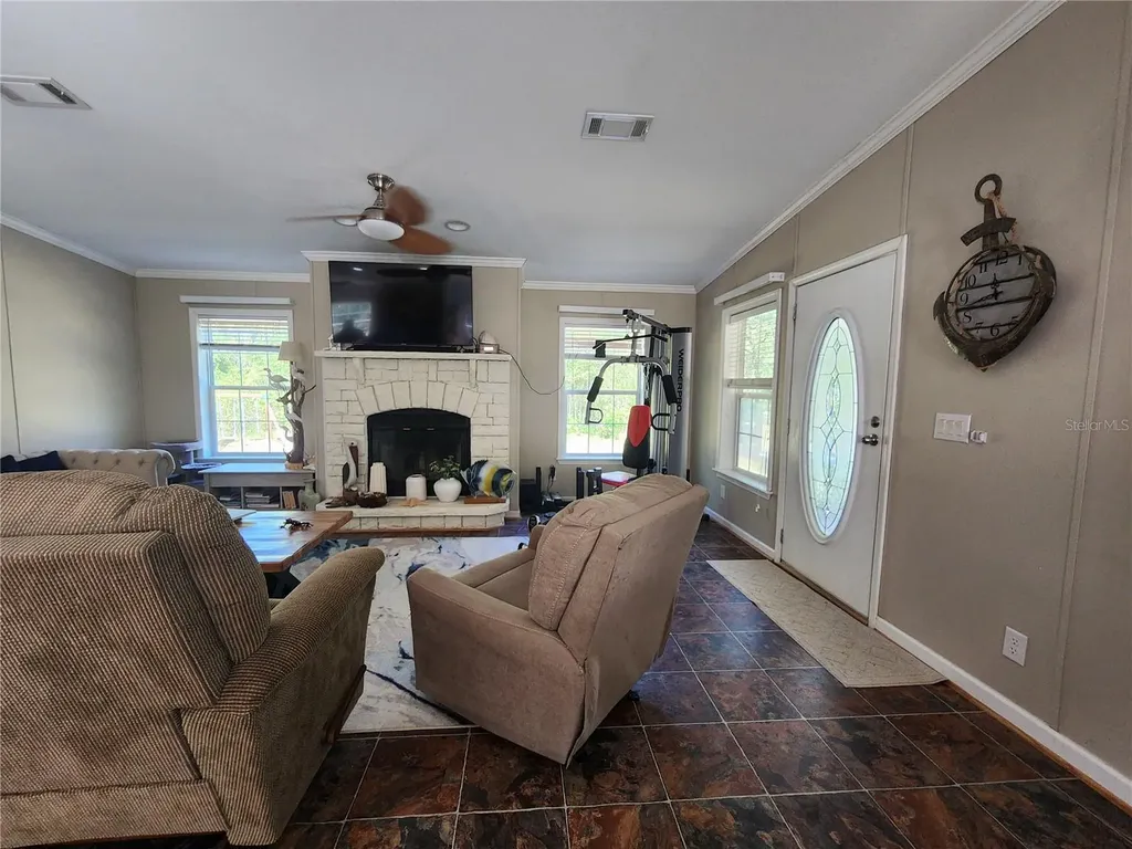 7910 NW 141st Street Trenton FL 32693