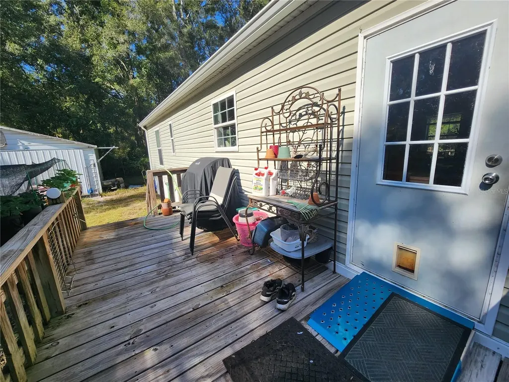 7910 NW 141st Street Trenton FL 32693