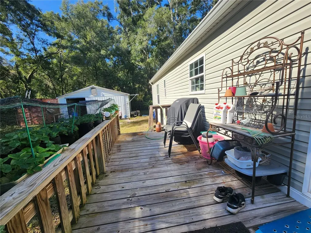 7910 NW 141st Street Trenton FL 32693