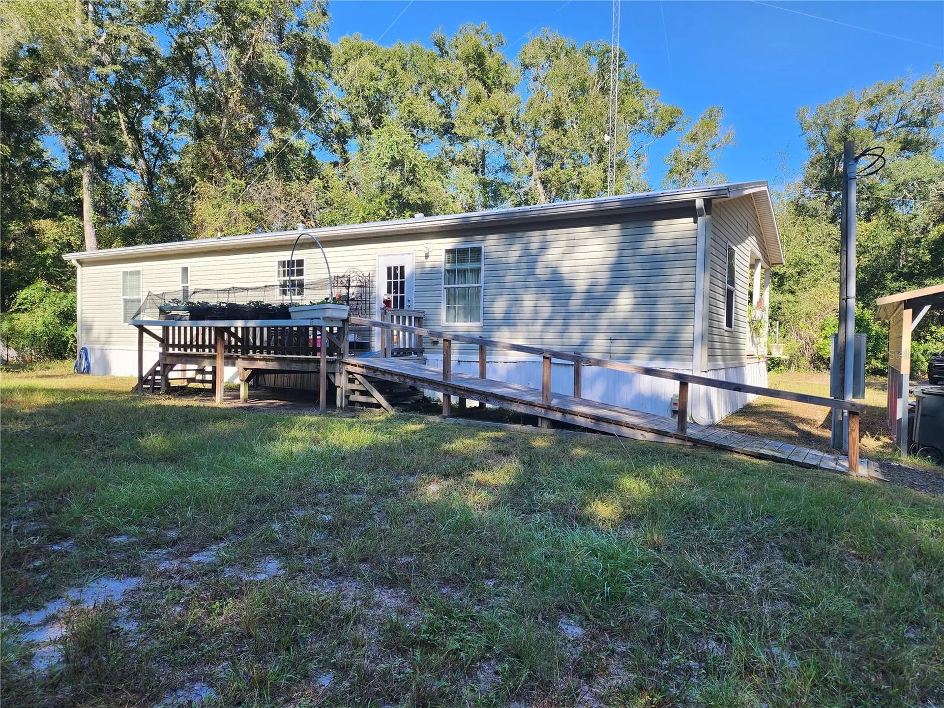 7910 NW 141st Street Trenton FL 32693