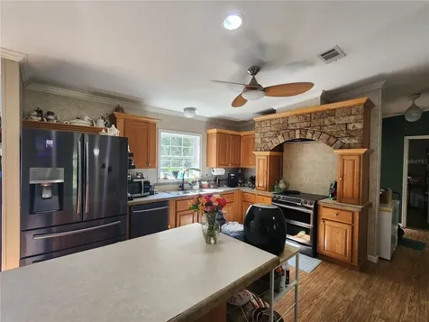 7910 NW 141st Street Trenton FL 32693