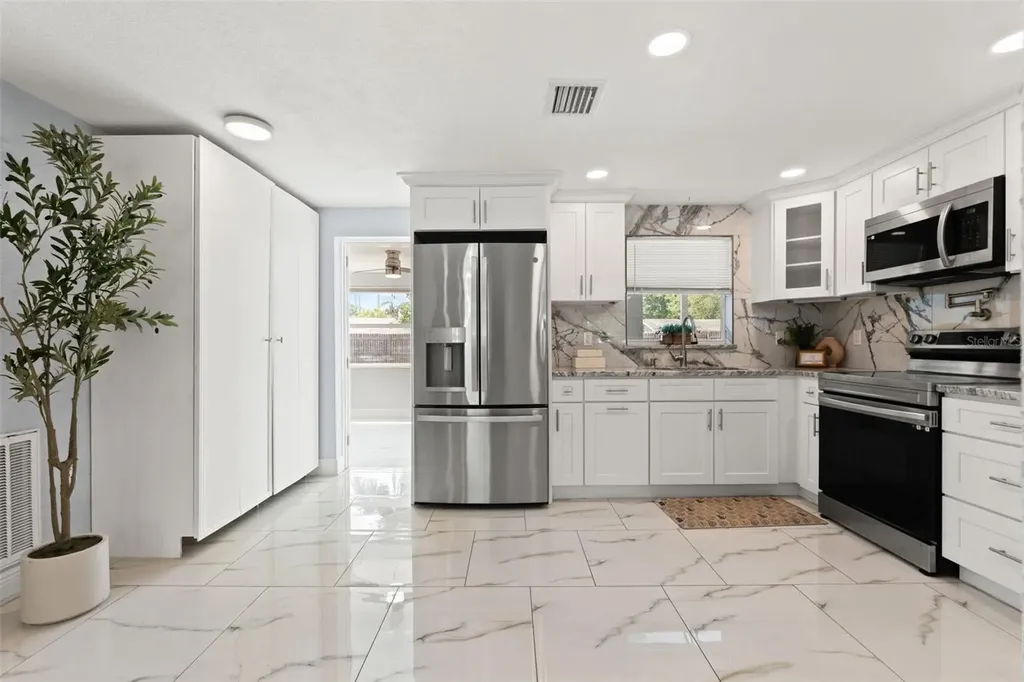 1415 Brixton Lane Holiday FL 34691