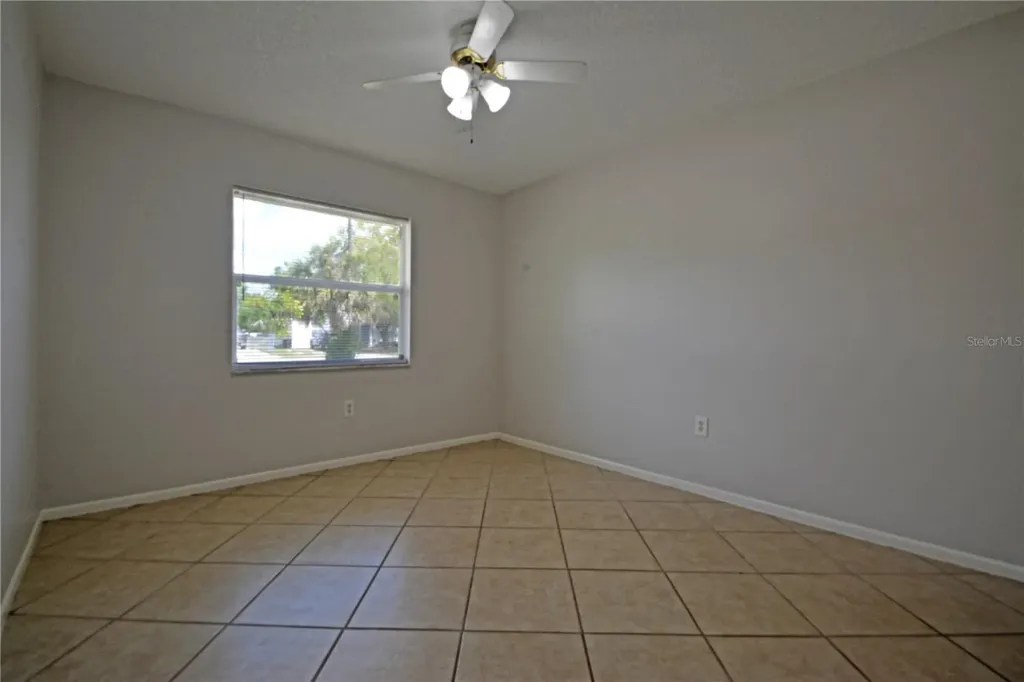 620 Pent Street Tarpon Springs FL 34689