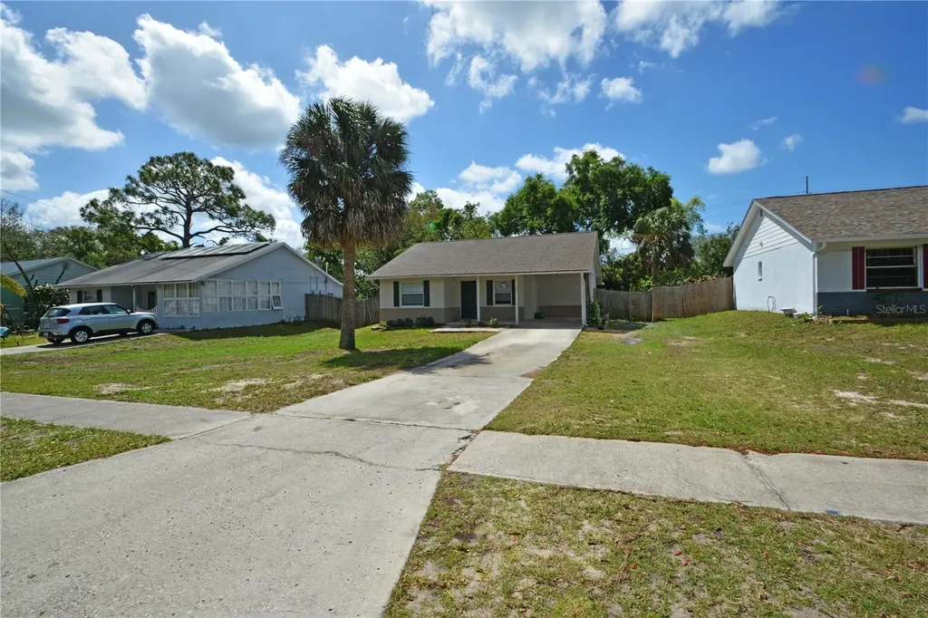 620 Pent Street Tarpon Springs FL 34689
