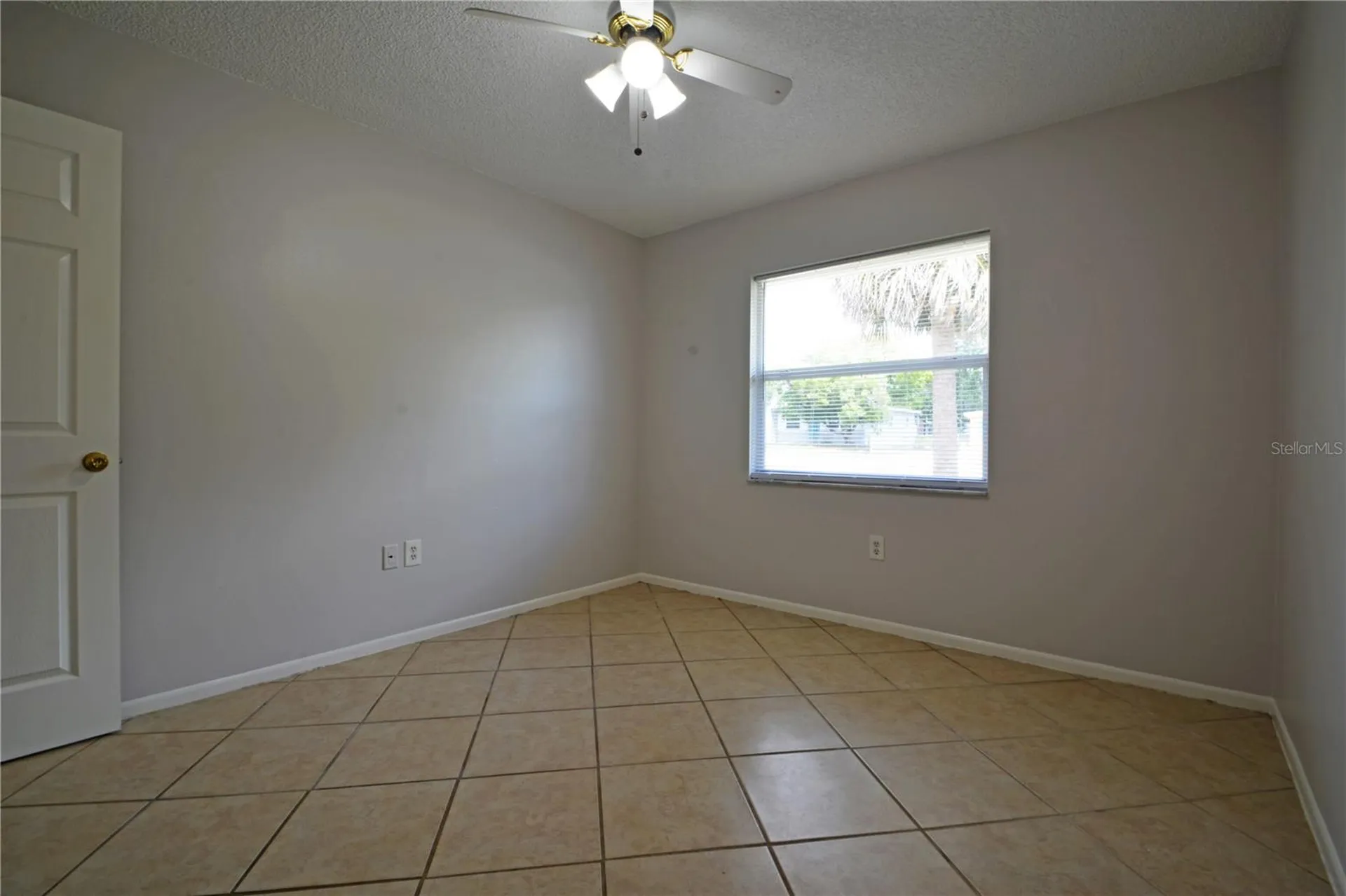 620 Pent Street Tarpon Springs FL 34689