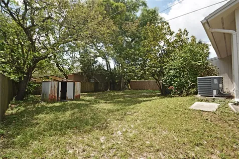 620 Pent Street Tarpon Springs FL 34689