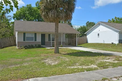 620 Pent Street Tarpon Springs FL 34689