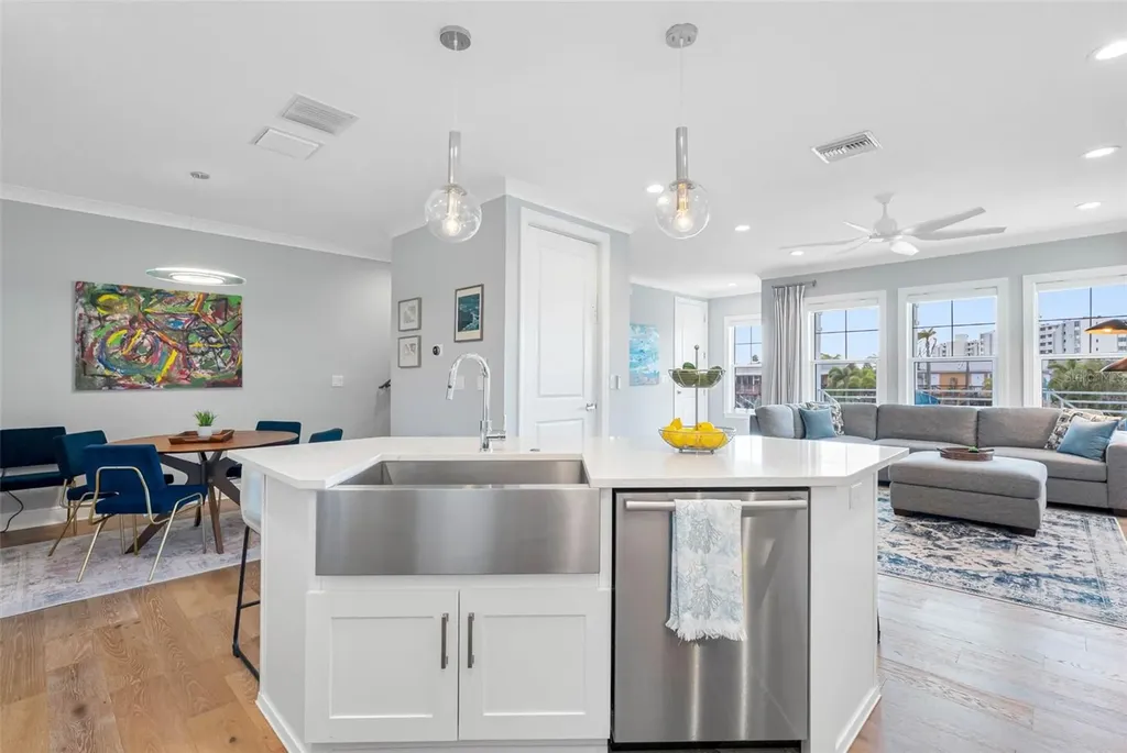 604 Sea Court Dunedin FL 34698
