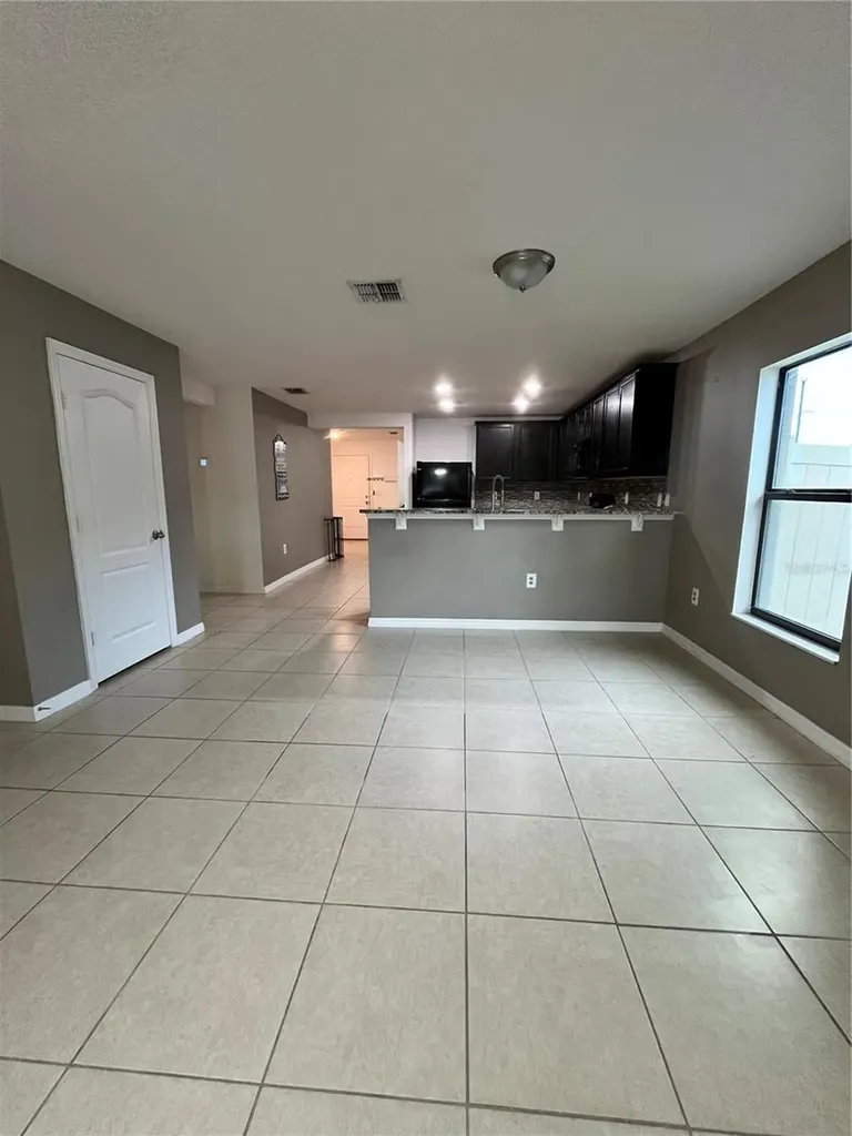2121 Hibiscus Place Kissimmee FL 34759