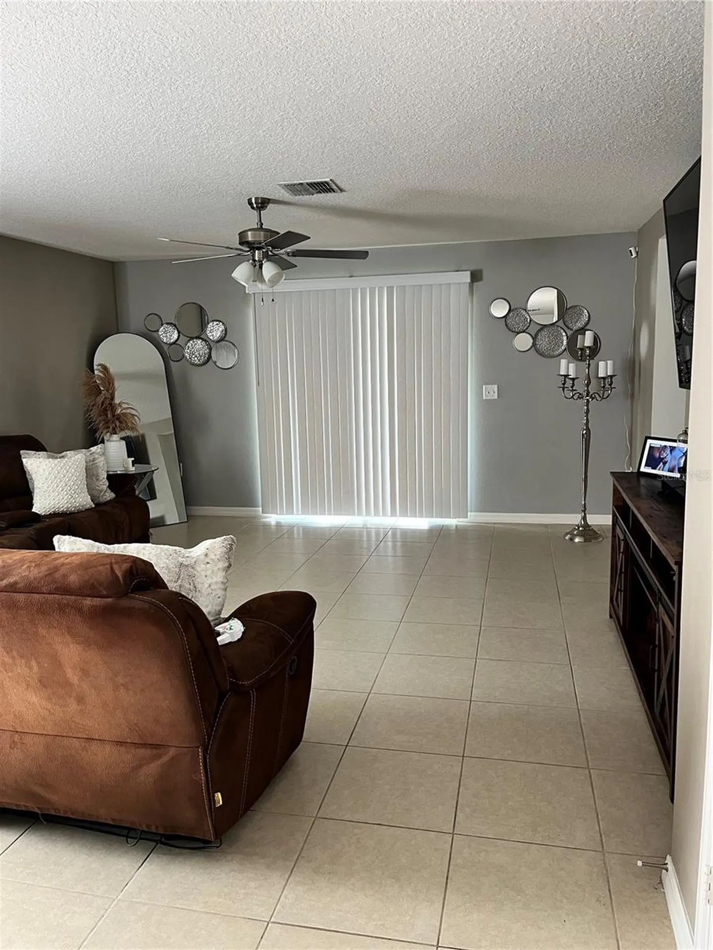 2121 Hibiscus Place Kissimmee FL 34759