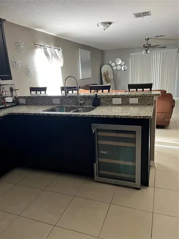 2121 Hibiscus Place Kissimmee FL 34759