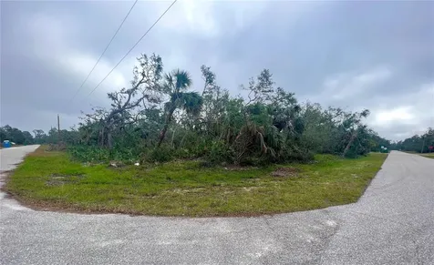 17073 Carleen Avenue Port Charlotte FL 33948