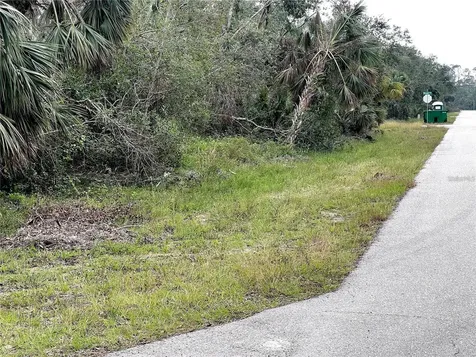 17073 Carleen Avenue Port Charlotte FL 33948
