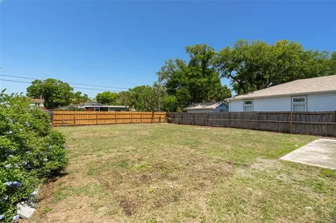 2835 11th Avenue N St Petersburg FL 33713