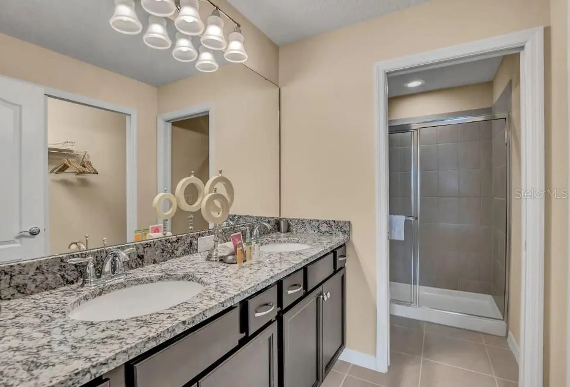 2407 Dubai Street Kissimmee FL 34747