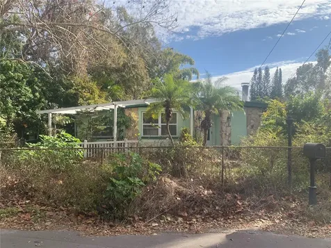 5853 39th Street N St Petersburg FL 33714