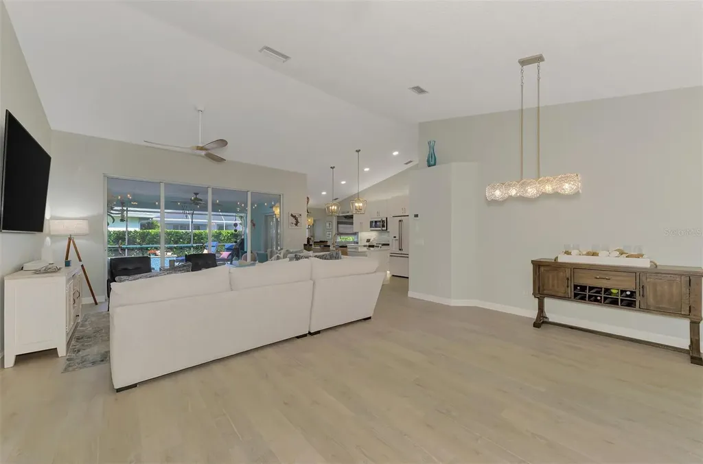5832 Cleveland Road Venice FL 34293