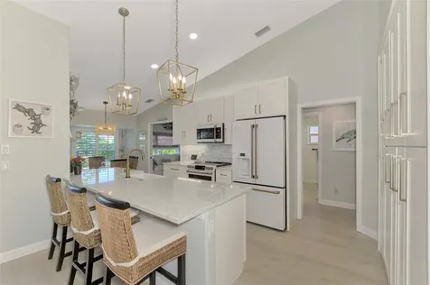 5832 Cleveland Road Venice FL 34293