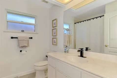 5832 Cleveland Road Venice FL 34293