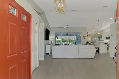 5832 Cleveland Road Venice FL 34293