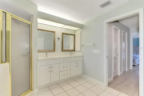 5832 Cleveland Road Venice FL 34293
