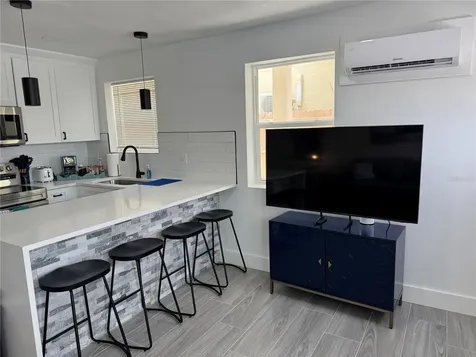 111 86th Avenue Treasure Island FL 33706