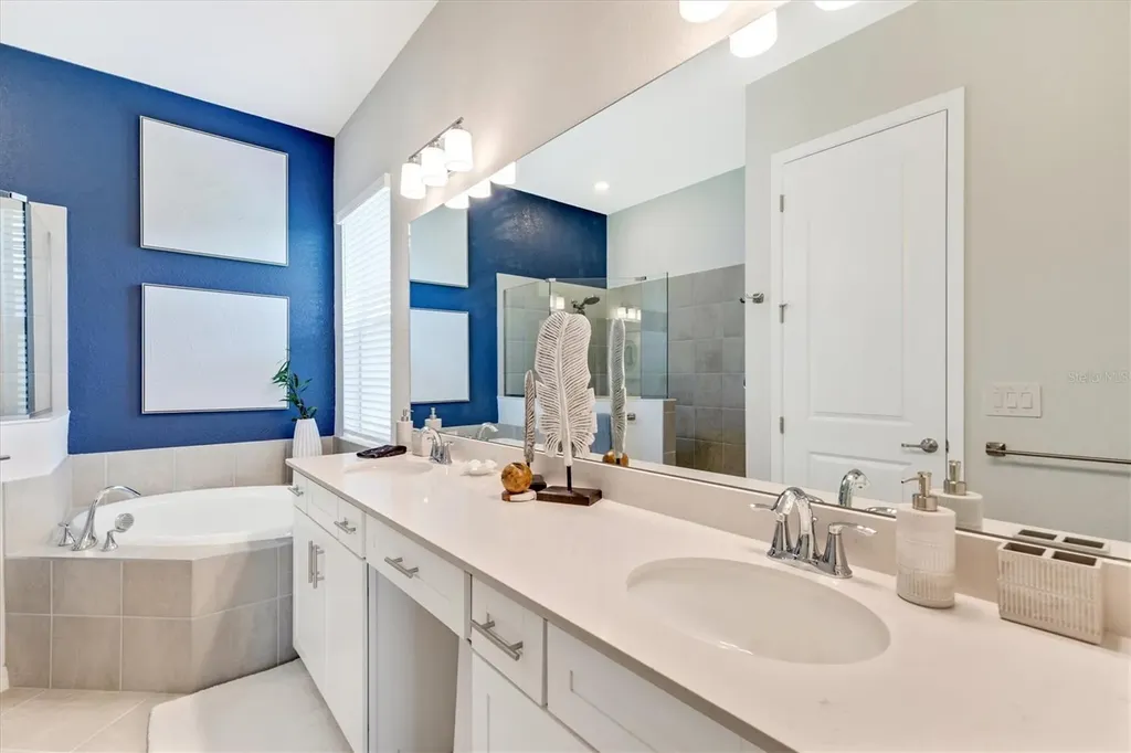 12736 Tulum Loop Venice FL 34293