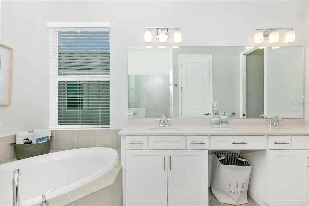 12736 Tulum Loop Venice FL 34293