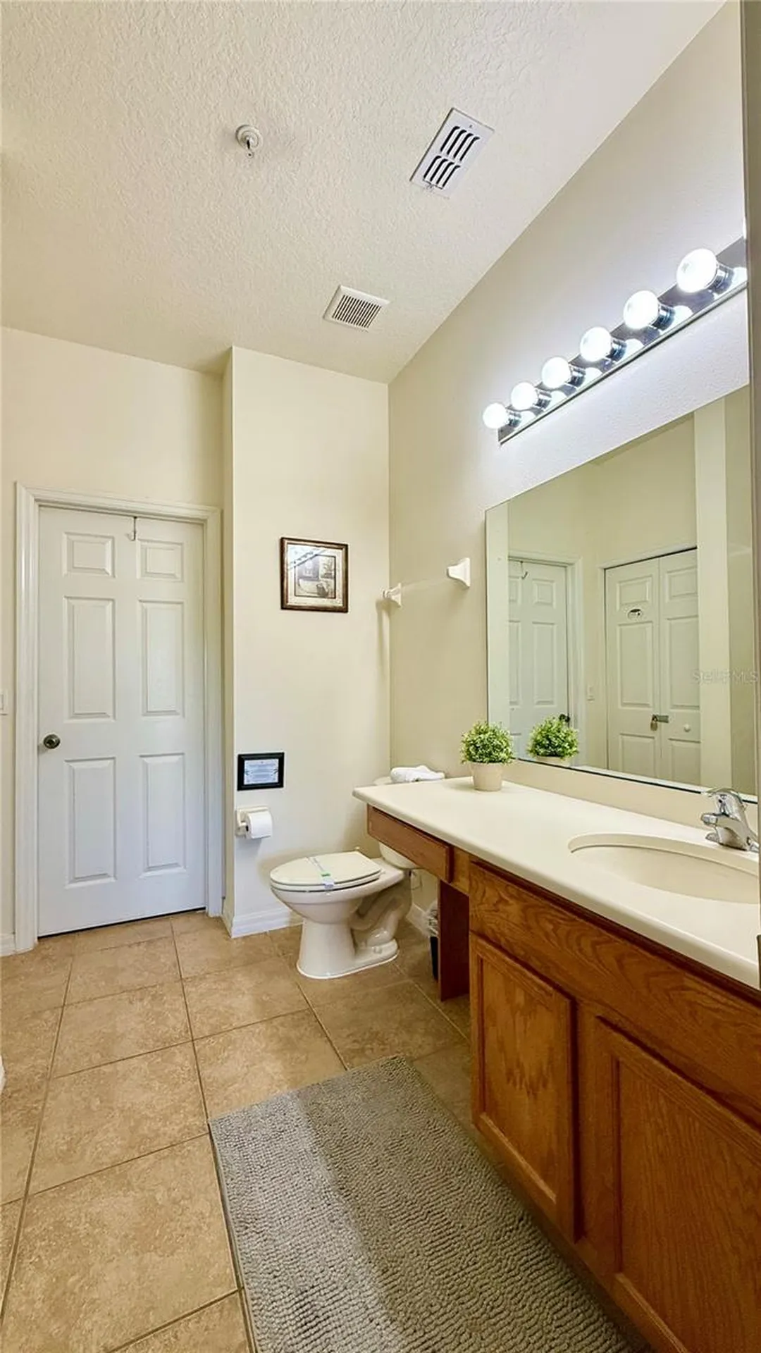 2831 Oakwater Drive Kissimmee FL 34747