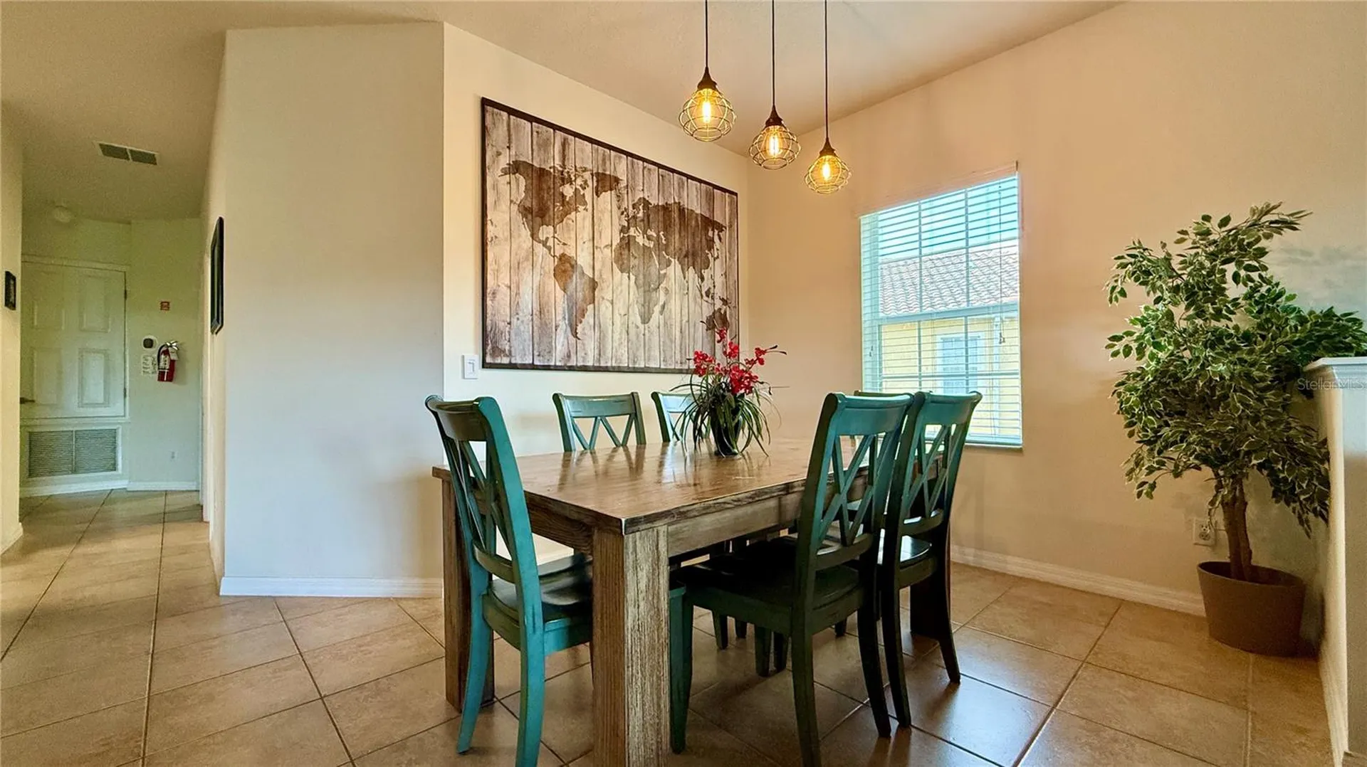2831 Oakwater Drive Kissimmee FL 34747