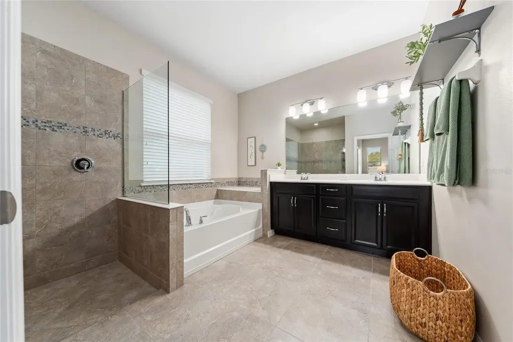 2891 Avian Loop Kissimmee FL 34741
