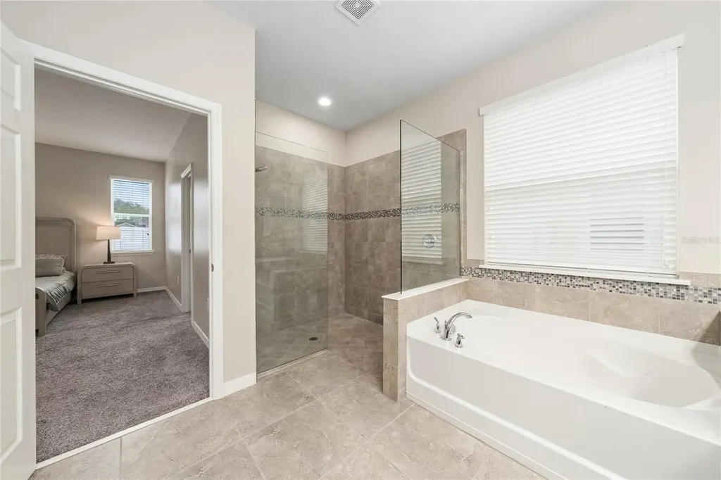 2891 Avian Loop Kissimmee FL 34741