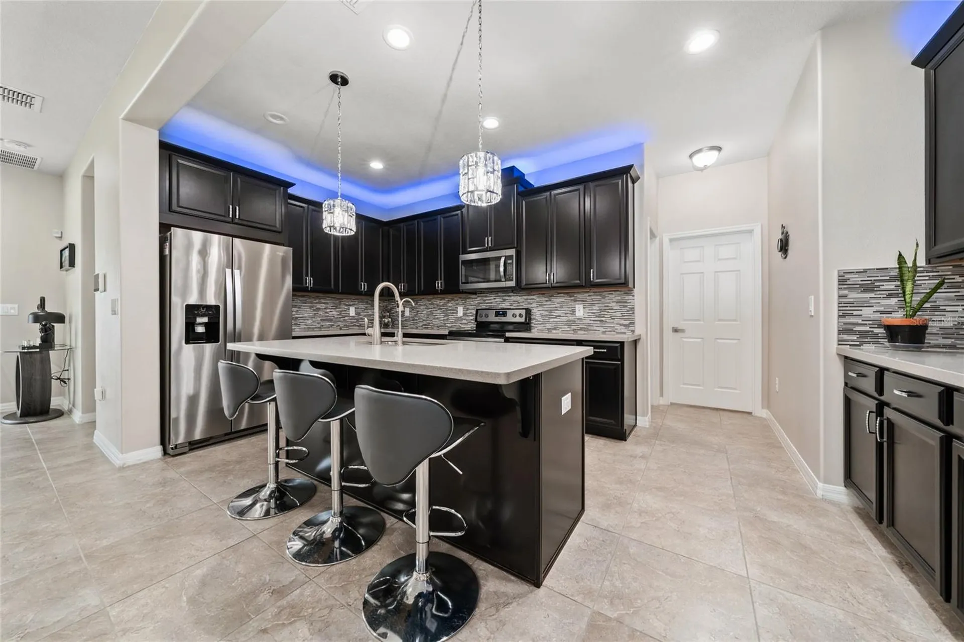 2891 Avian Loop Kissimmee FL 34741