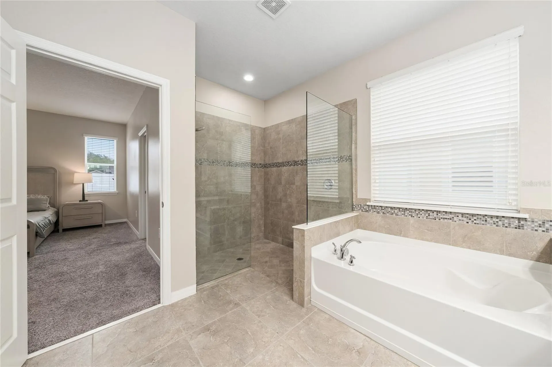 2891 Avian Loop Kissimmee FL 34741